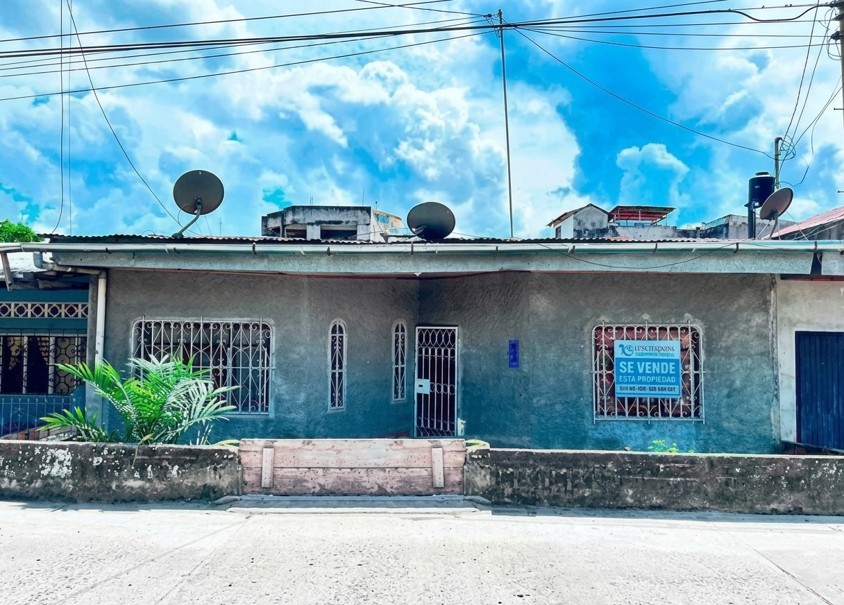 FACHADA LOS FRUTALES